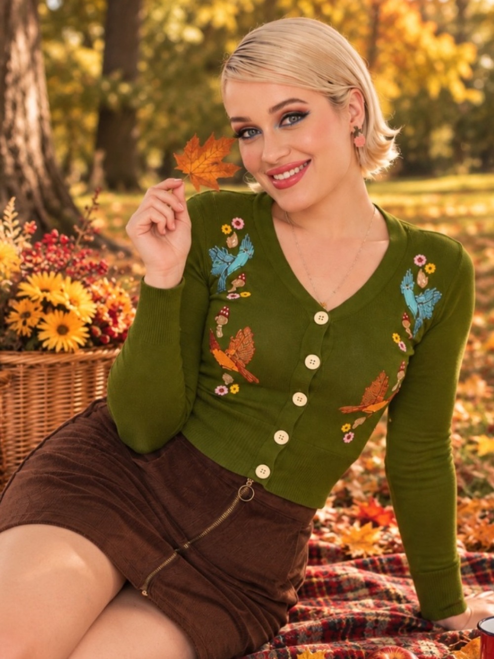 Voodoo Vixen Green Woodland Embroidered Cardigan, Medium/US 6, NWT